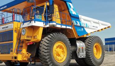 БелАЗ представил самосвалы с двигателем альтернативного производителя