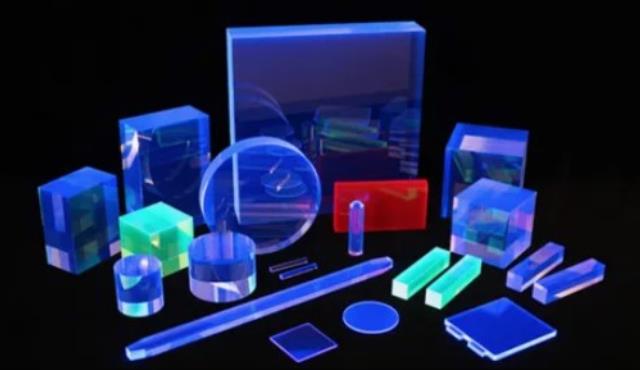 Как заставить космос светиться? Ученые создали материал, который видит невидимое