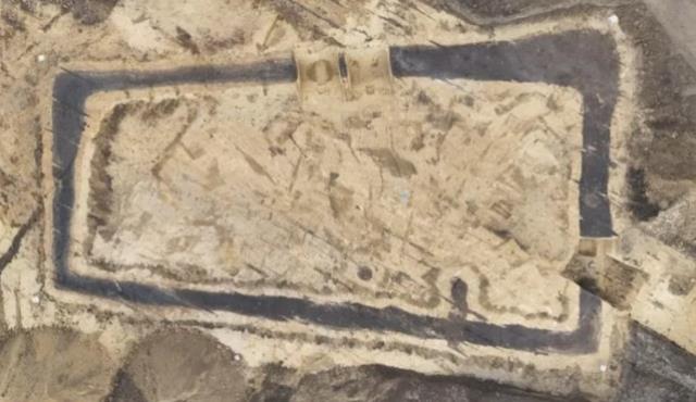 Немецкие археологи нашли средневековый туннель в гробнице каменного века