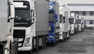 Очереди из фур и легковушек стоят на границе Беларуси с Евросоюзом