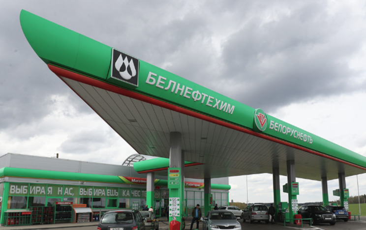 В «Белоруснефти» опровергли фейки о дефиците топлива и лимитах на бензин